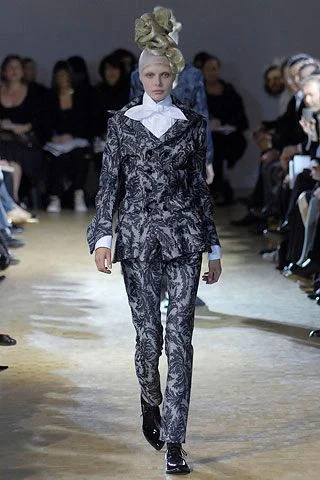 Look 11